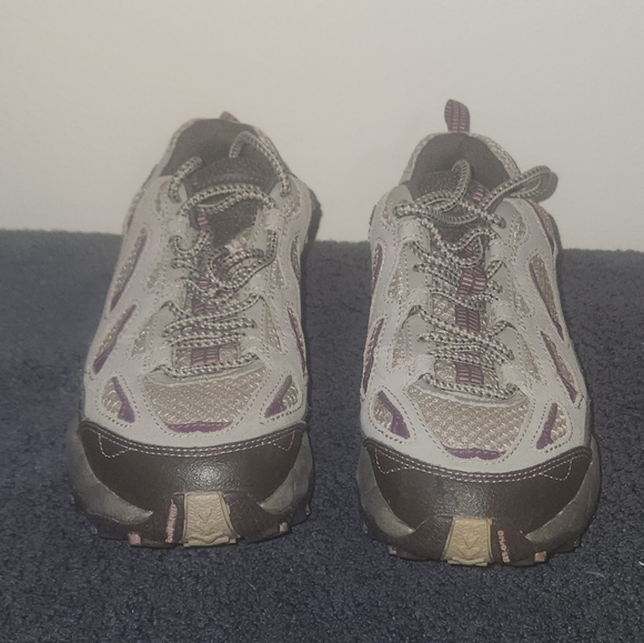 Columbia Shoes - Columbia Womens Gray and Purple D Storm Hiking Shoes Size 8